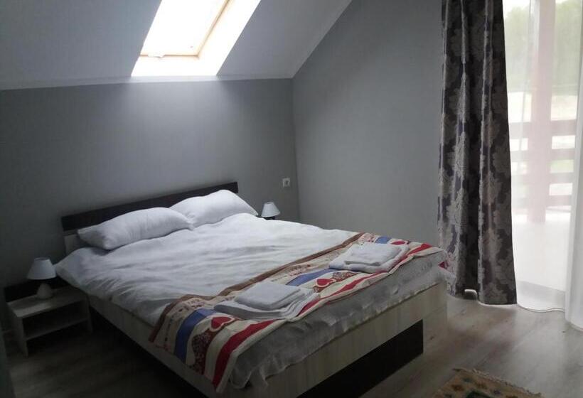 Bed and Breakfast Pensiunea Agroturistica Primavara