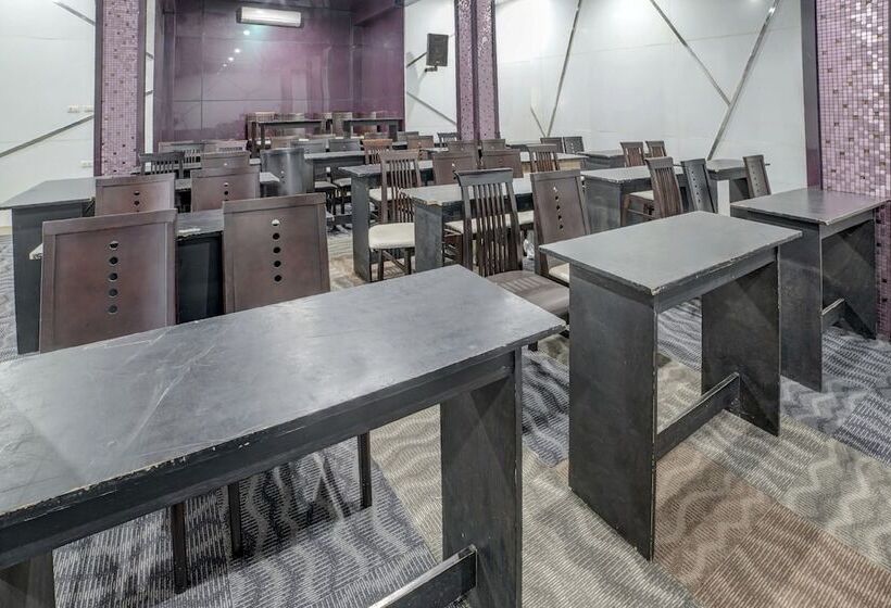 Capital O 90601 Hotel Meuligoe