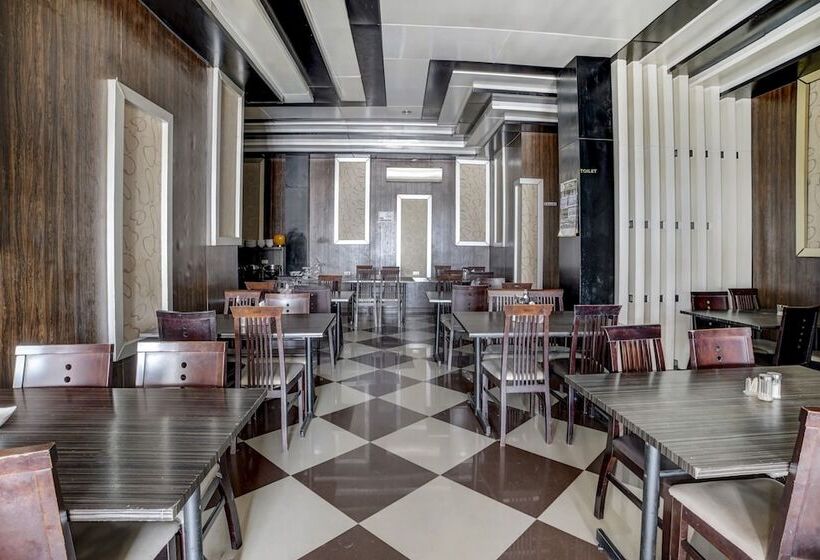 Capital O 90601 Hotel Meuligoe