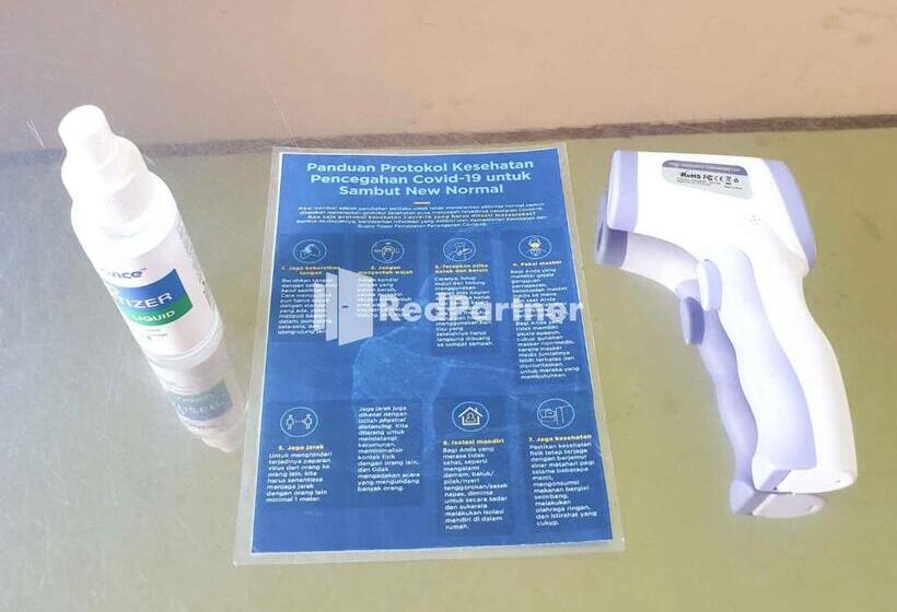 Reddoorz At Hotel Gloria Borong Labuan Bajo