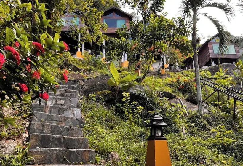 Kawarin Secret Hut Hotel And Resort