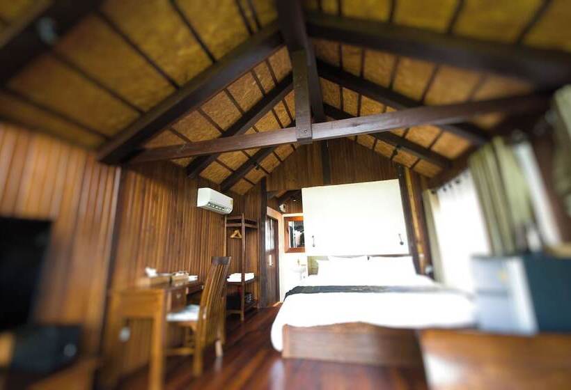 Kawarin Secret Hut Hotel And Resort