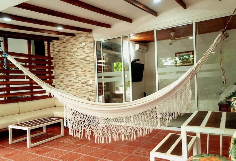 Отель La Casona De Sara