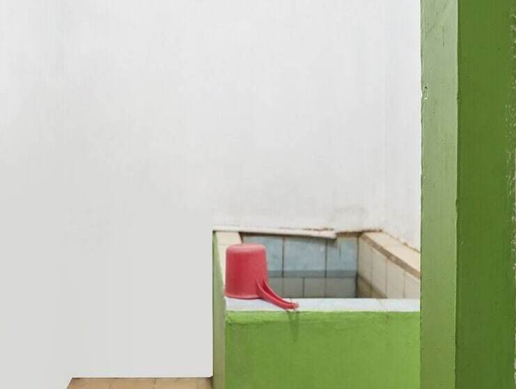 هتل Oyo 90194 Wisma Ria