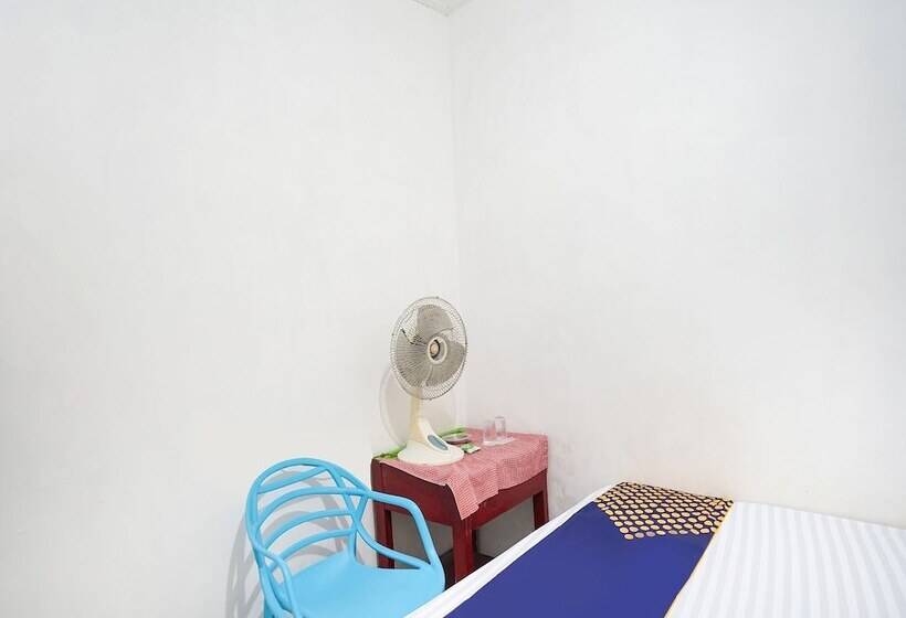 هتل Oyo 90194 Wisma Ria