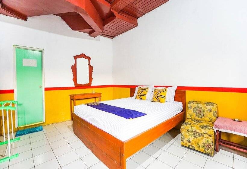 هتل Oyo 90194 Wisma Ria