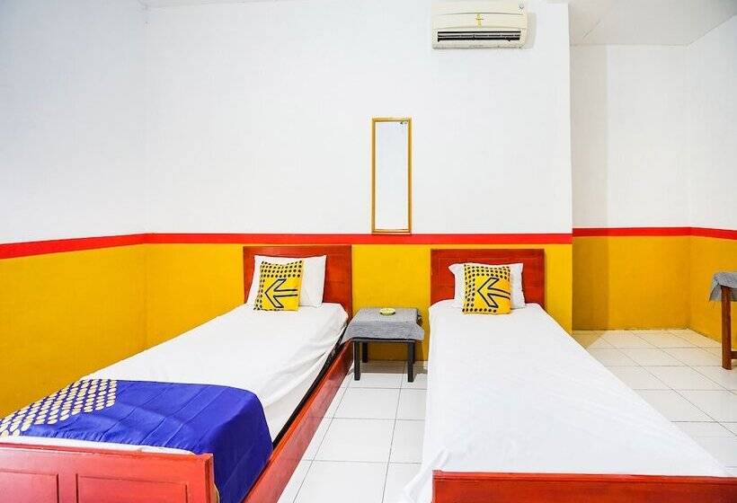 هتل Oyo 90194 Wisma Ria