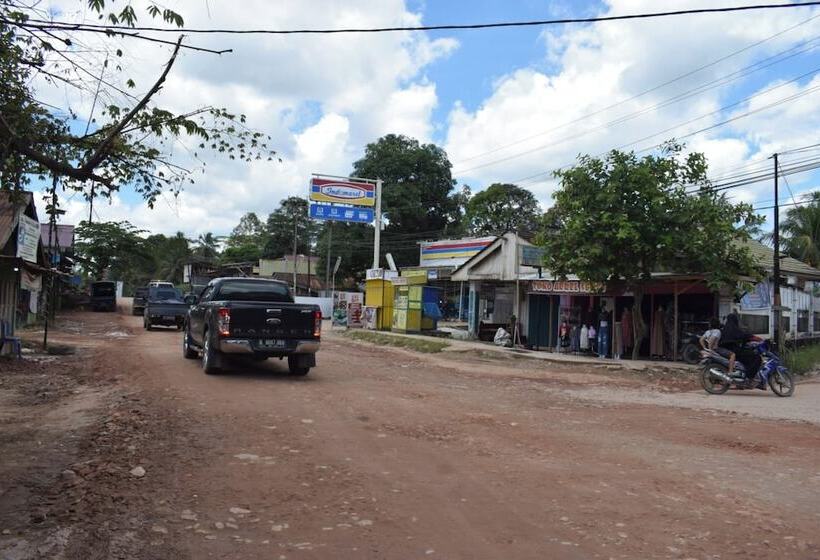 ホテル Oyo 91251 Aida Lestari