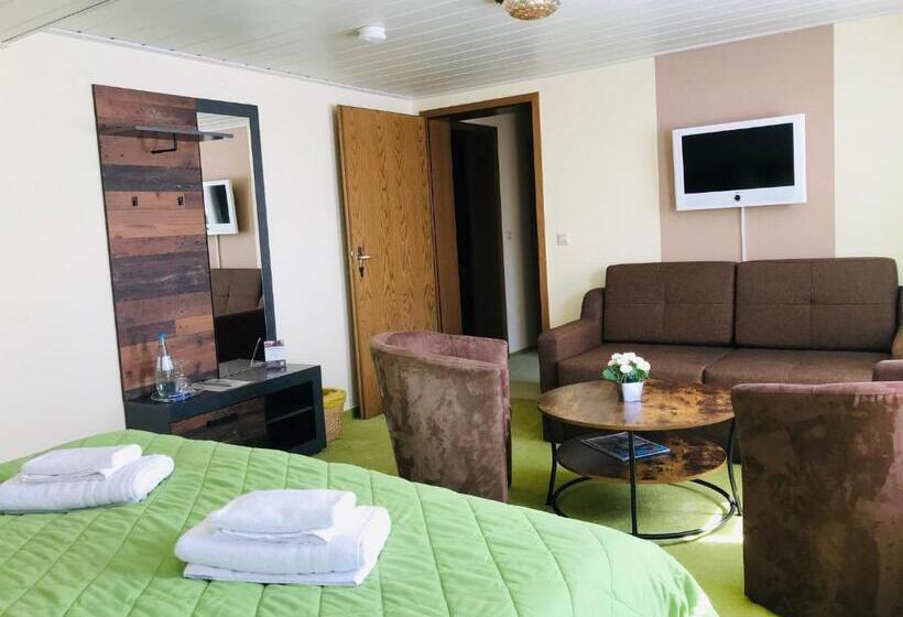 فندق Restaurant Oberland