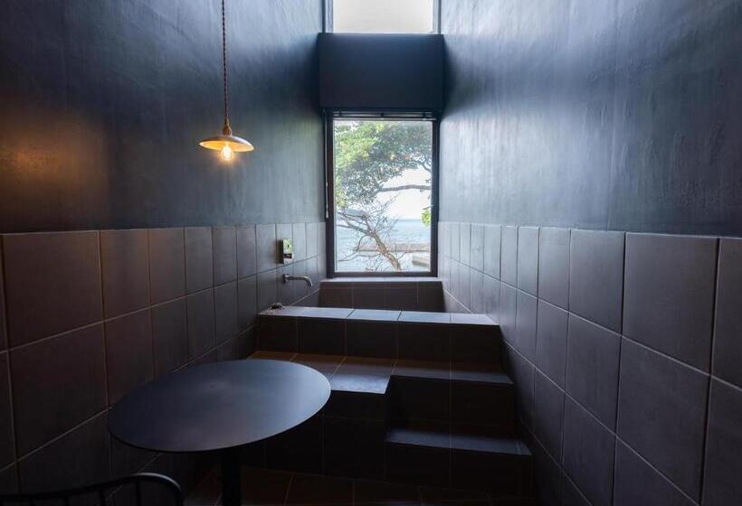 Hotell Sea Auberge Shitsumi 海のオーベルジュ志積