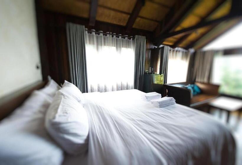 Kawarin Secret Hut Hotel And Resort