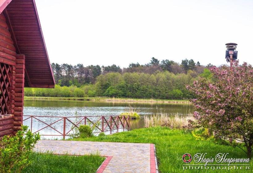 Мотель приозерний заїзд