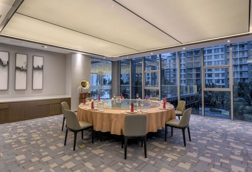 One Park Hotel & Residence