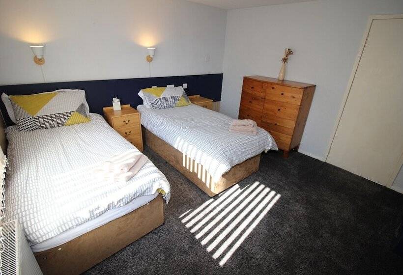 פנסיון Allandale House