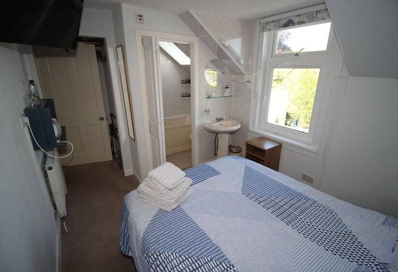 פנסיון Allandale House