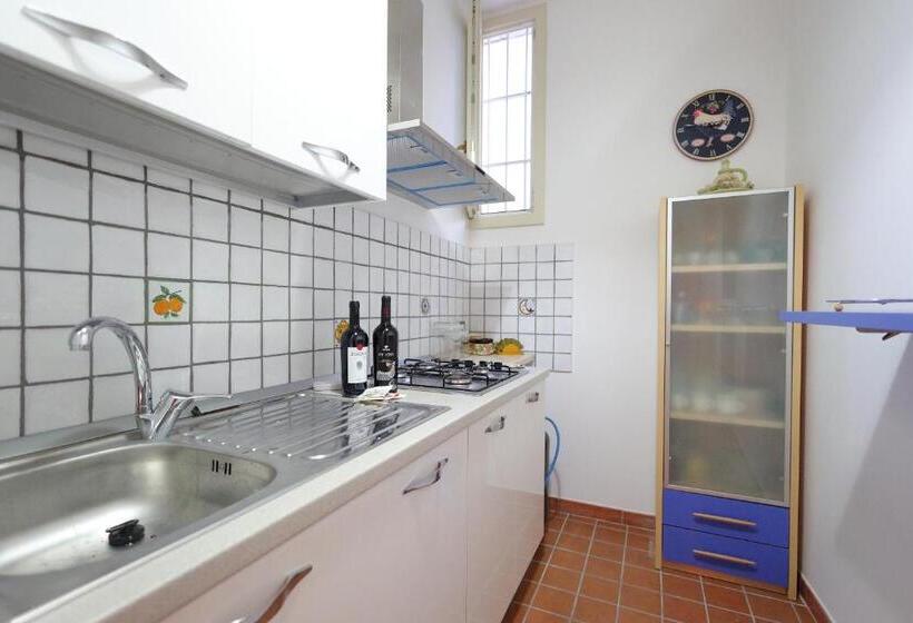 ペンション Dal Commediante Apartment And Room