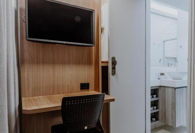 膳宿费 Pousada Familiar Recanto Das Orquídeas