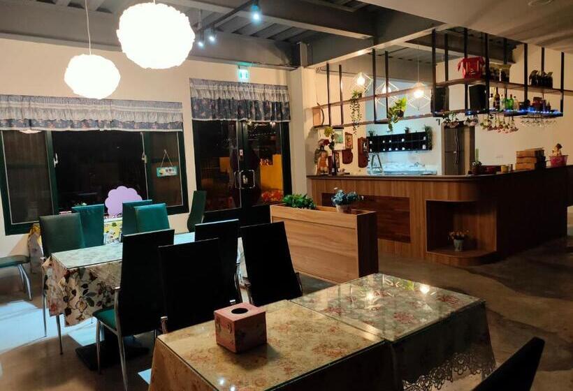 تختخواب و صبحانه 崗好山莊