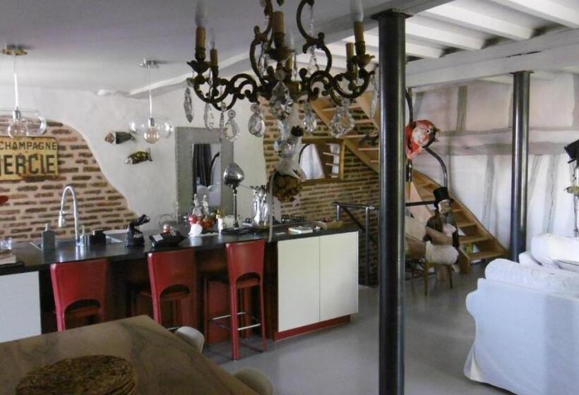 민박 Comfort And Fab Views