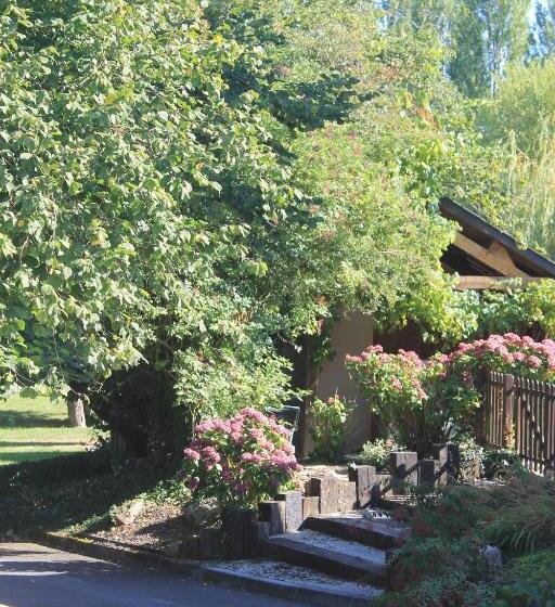 مبيت وإفطار Domaine Du Jardin  Chambres D Hôtes