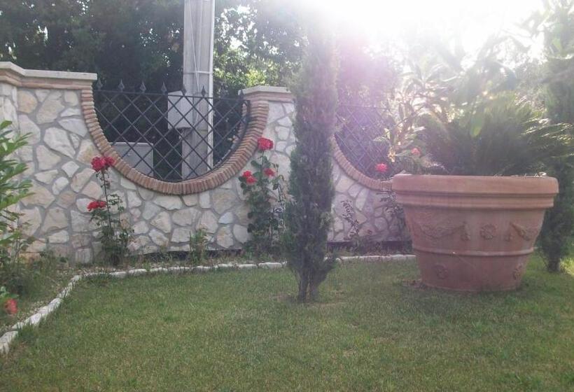 ベッドアンドブレックファースト Il Giardino Degli Ulivi