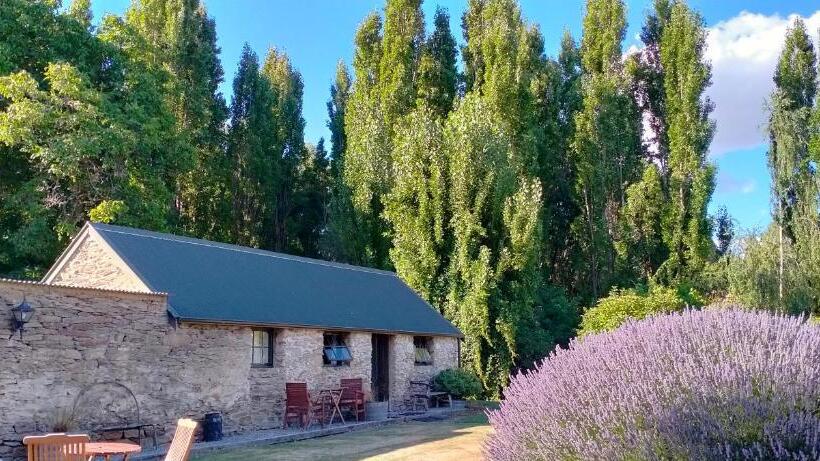 민박 Queensberry Inn