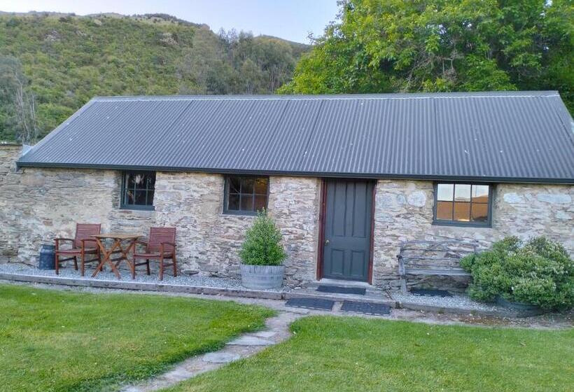 مبيت وإفطار Queensberry Inn