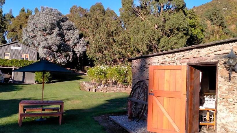 ベッドアンドブレックファースト Queensberry Inn