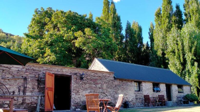 مبيت وإفطار Queensberry Inn