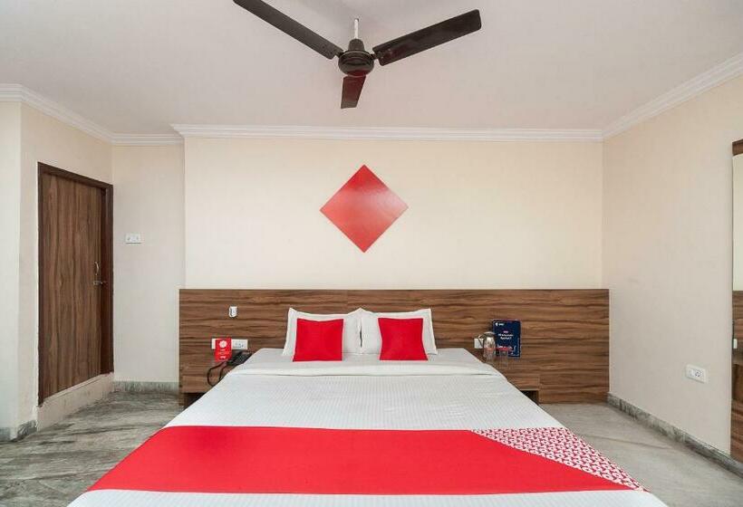 Flagship Hotel Raj Meridian