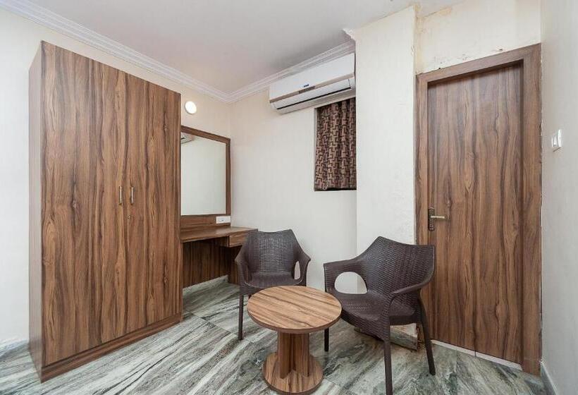 Flagship Hotel Raj Meridian