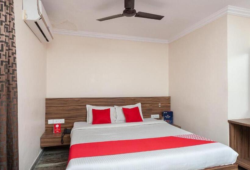 Flagship Hotel Raj Meridian