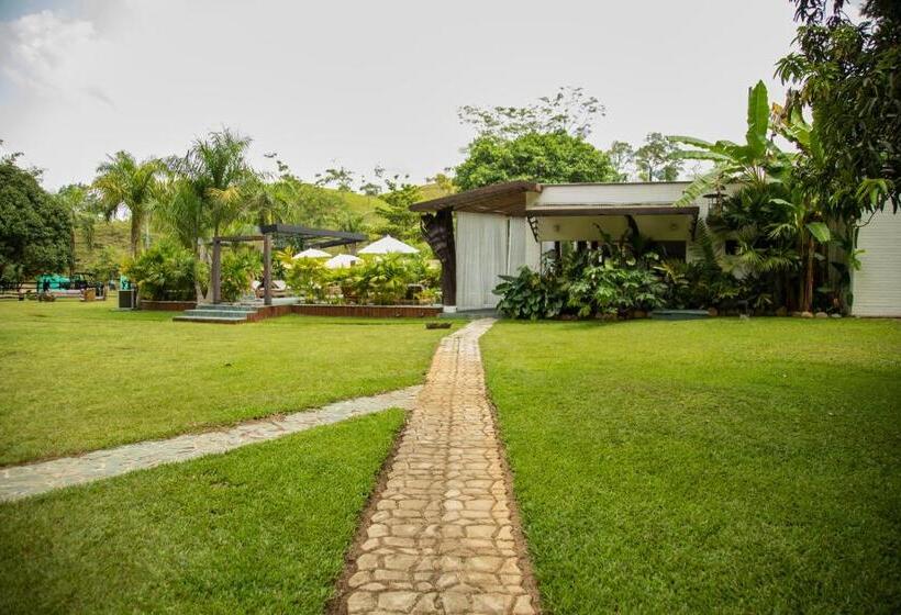 בית מלון כפרי El Rio