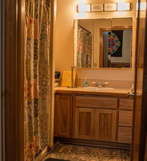 فندق Healing Ponds Farm