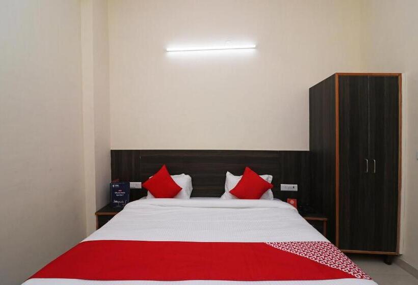 酒店 Oyo Grand Sudershan Hs