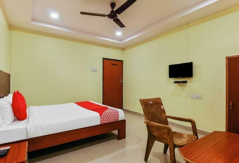 Отель Oyo Home 37838 Bahavni Residency