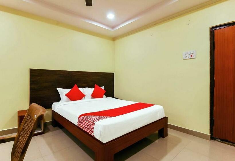 Отель Oyo Home 37838 Bahavni Residency