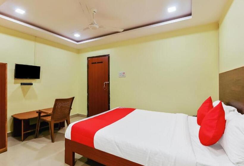 Отель Oyo Home 37838 Bahavni Residency