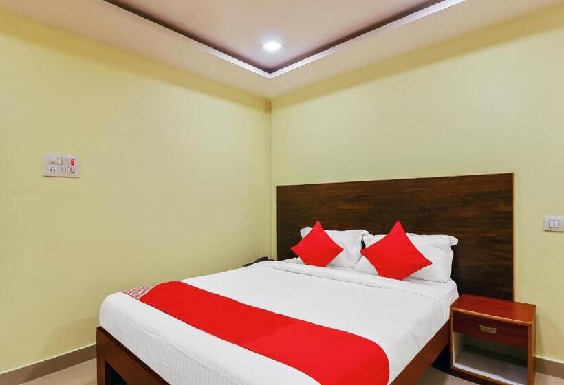 Отель Oyo Home 37838 Bahavni Residency