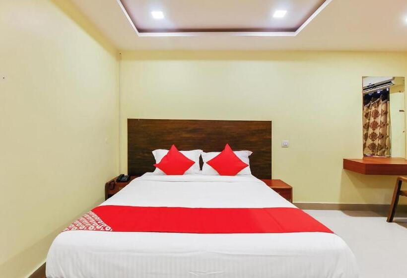 Отель Oyo Home 37838 Bahavni Residency