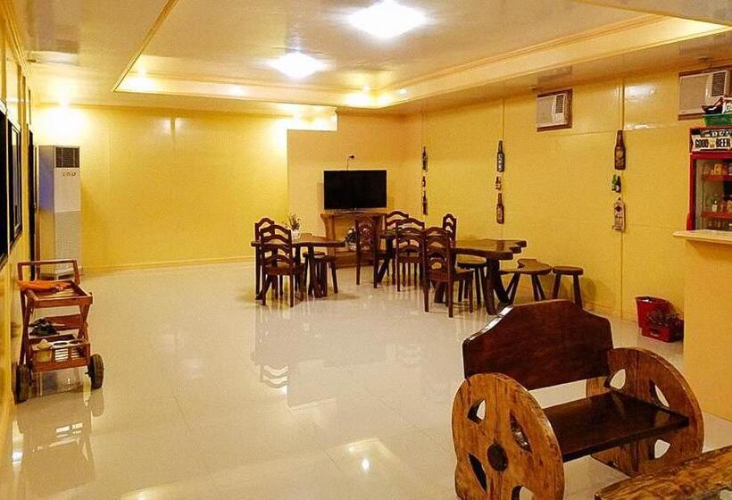 בית מלון כפרי Shandy S Transient House