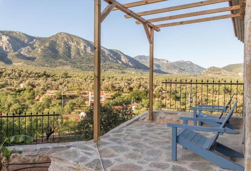 Karia Hotel Palamutbükü