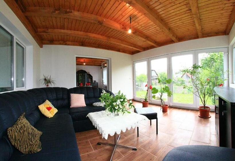 פנסיון Busta House