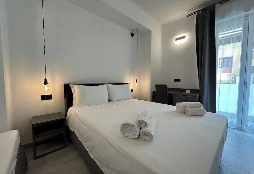 پانسیون Dolmen Guest House