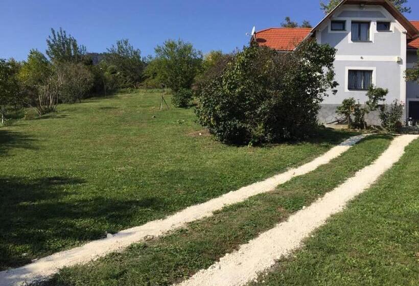 Пансион Eszter Ház