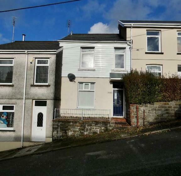 بنسيون Hill Breeze House