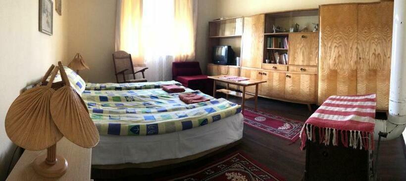 膳宿费 Kökörcsin Vendégház