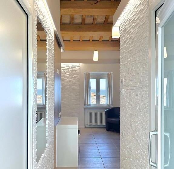 Пансион La Residenza Di Opera Arte