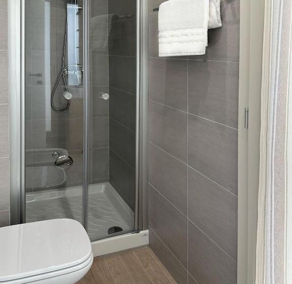 Пансион La Residenza Di Opera Arte