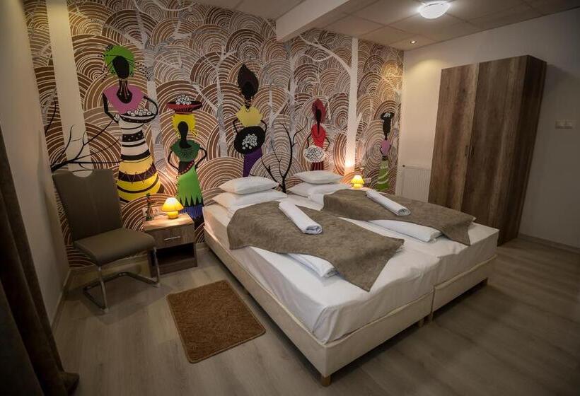 Пансион Mokka Apartman Szeged